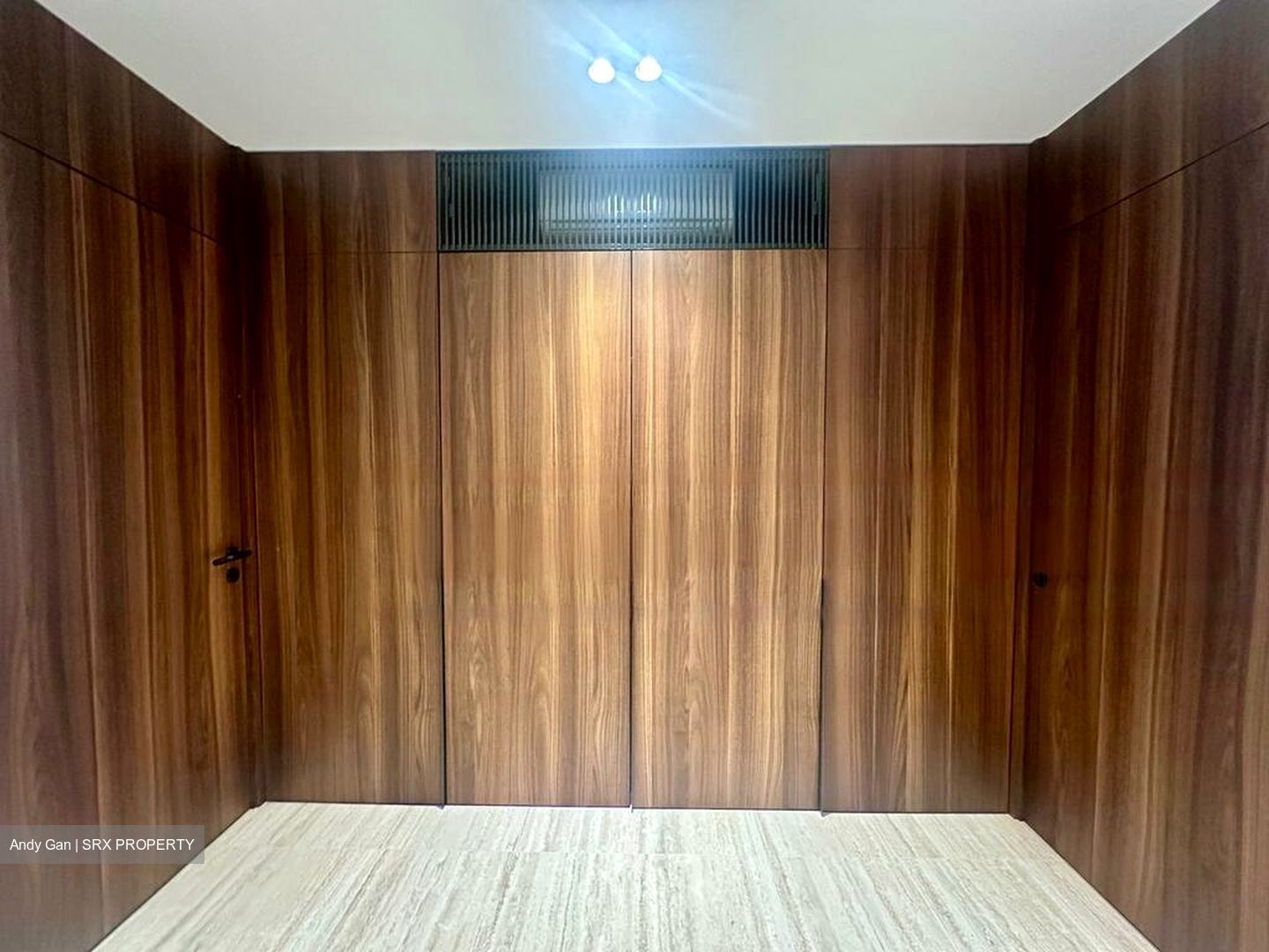 Emerald Apartments (D9), Apartment #456010201